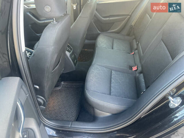 Черный Шкода Октавия, объемом двигателя 1.6 л и пробегом 251 тыс. км за 12400 $, фото 20 на Automoto.ua