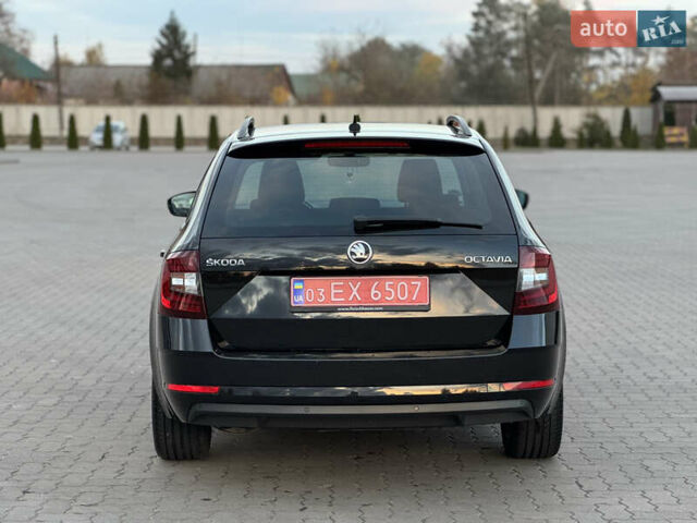 Черный Шкода Октавия, объемом двигателя 2 л и пробегом 241 тыс. км за 15850 $, фото 15 на Automoto.ua