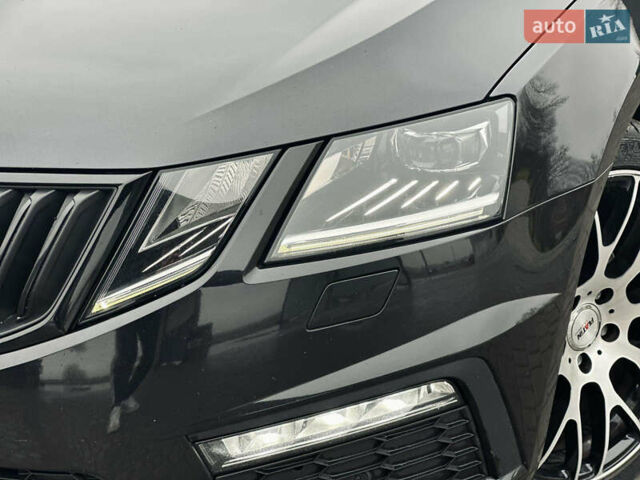 Черный Шкода Октавия, объемом двигателя 2 л и пробегом 288 тыс. км за 17200 $, фото 13 на Automoto.ua
