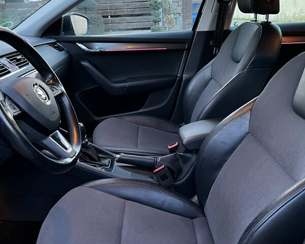 Черный Шкода Октавия, объемом двигателя 2 л и пробегом 175 тыс. км за 16500 $, фото 25 на Automoto.ua