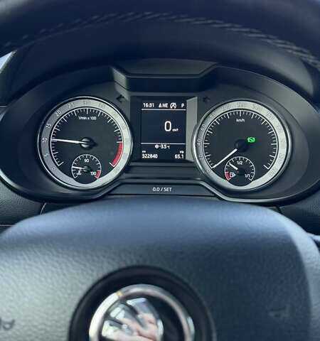 Чорний Шкода Октавія, об'ємом двигуна 1.97 л та пробігом 320 тис. км за 13500 $, фото 35 на Automoto.ua