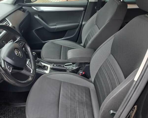 Черный Шкода Октавия, объемом двигателя 0 л и пробегом 238 тыс. км за 13500 $, фото 17 на Automoto.ua