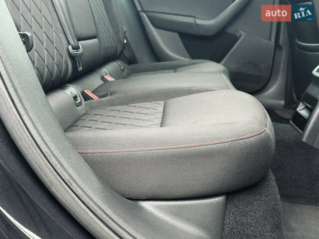 Черный Шкода Октавия, объемом двигателя 2 л и пробегом 288 тыс. км за 17200 $, фото 50 на Automoto.ua