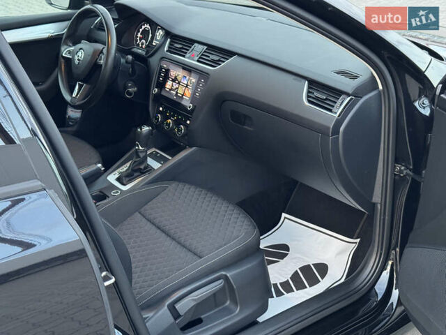 Черный Шкода Октавия, объемом двигателя 2 л и пробегом 241 тыс. км за 15850 $, фото 26 на Automoto.ua