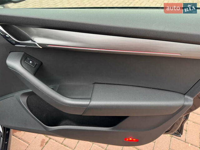 Черный Шкода Октавия, объемом двигателя 2 л и пробегом 216 тыс. км за 17800 $, фото 38 на Automoto.ua