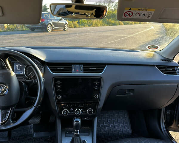 Шкода Октавия 2018 в Киеве на Automoto.ua Черный Шкода Октавия, объемом двигателя 1.6 л и пробегом 246 тыс. км за 13000 $, фото 13 на Automoto.ua