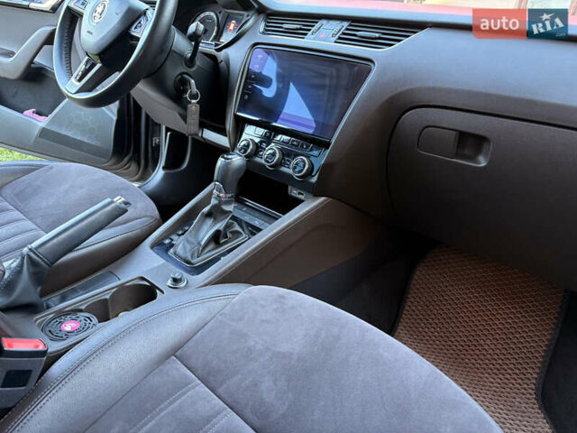 Черный Шкода Октавия, объемом двигателя 1.97 л и пробегом 247 тыс. км за 17500 $, фото 11 на Automoto.ua