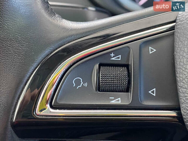 Чорний Шкода Октавія, об'ємом двигуна 1.6 л та пробігом 154 тис. км за 17950 $, фото 11 на Automoto.ua