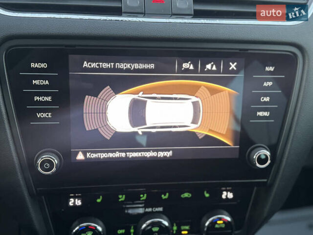 Черный Шкода Октавия, объемом двигателя 2 л и пробегом 240 тыс. км за 15900 $, фото 63 на Automoto.ua