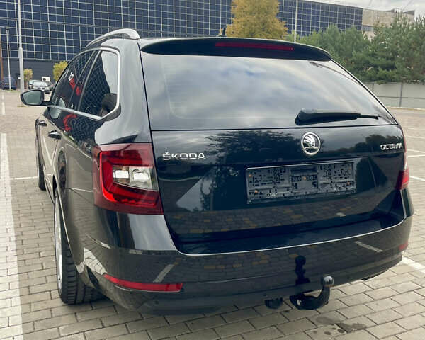 Черный Шкода Октавия, объемом двигателя 1.97 л и пробегом 199 тыс. км за 16700 $, фото 9 на Automoto.ua