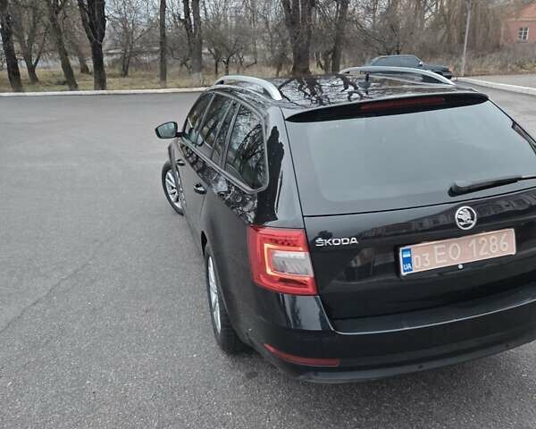 Чорний Шкода Октавія, об'ємом двигуна 1.98 л та пробігом 235 тис. км за 16200 $, фото 5 на Automoto.ua