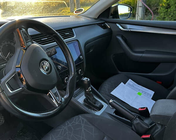 Шкода Октавия 2018 в Киеве на Automoto.ua Черный Шкода Октавия, объемом двигателя 1.6 л и пробегом 246 тыс. км за 13000 $, фото 7 на Automoto.ua