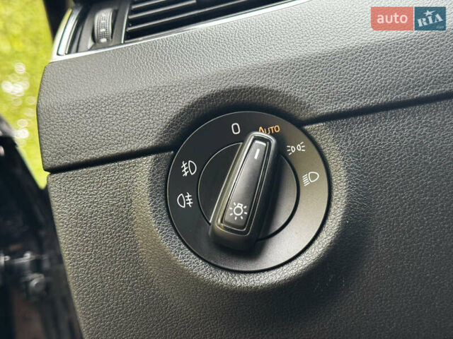 Черный Шкода Октавия, объемом двигателя 1.97 л и пробегом 212 тыс. км за 17000 $, фото 63 на Automoto.ua