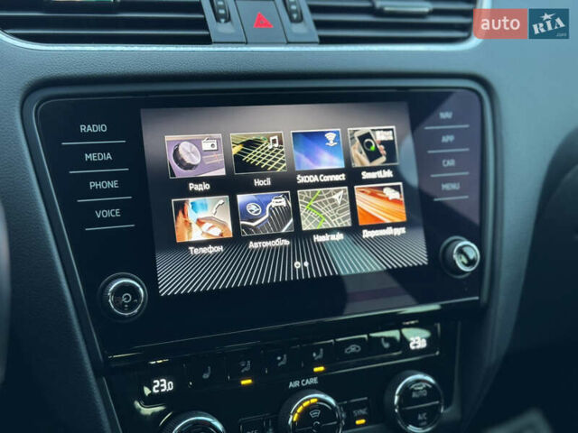 Черный Шкода Октавия, объемом двигателя 2 л и пробегом 241 тыс. км за 15850 $, фото 39 на Automoto.ua