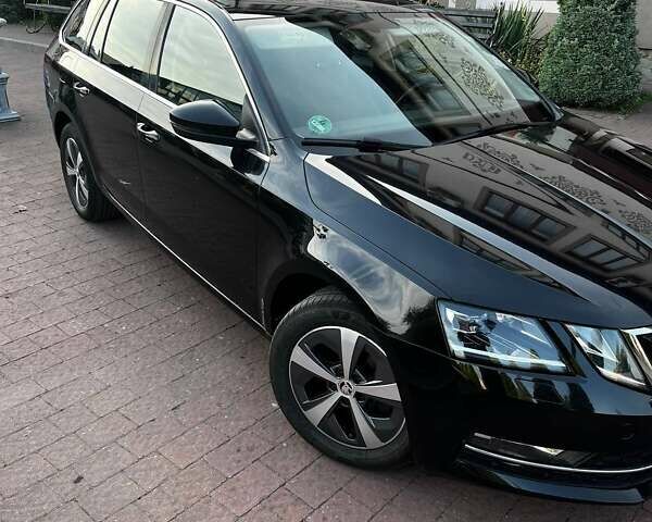 Черный Шкода Октавия, объемом двигателя 1.97 л и пробегом 212 тыс. км за 16199 $, фото 72 на Automoto.ua