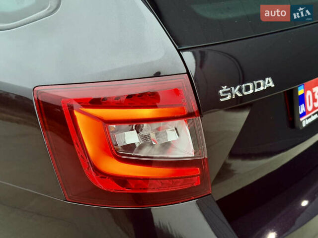 Чорний Шкода Октавія, об'ємом двигуна 2 л та пробігом 220 тис. км за 16999 $, фото 16 на Automoto.ua