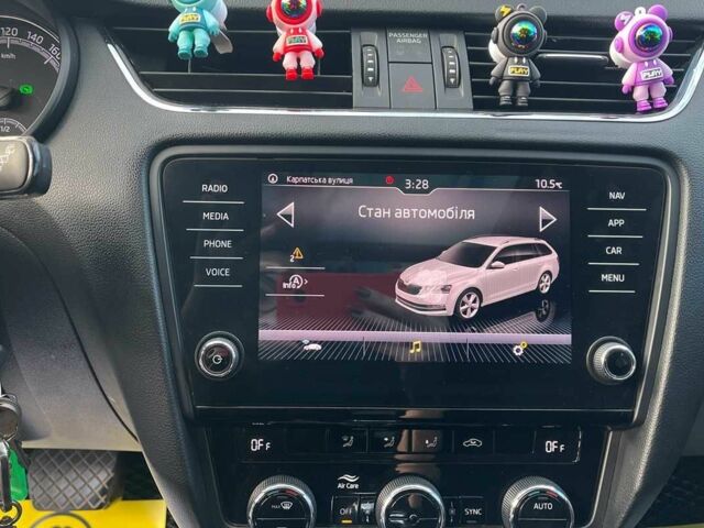 Чорний Шкода Октавія, об'ємом двигуна 2 л та пробігом 255 тис. км за 13900 $, фото 12 на Automoto.ua