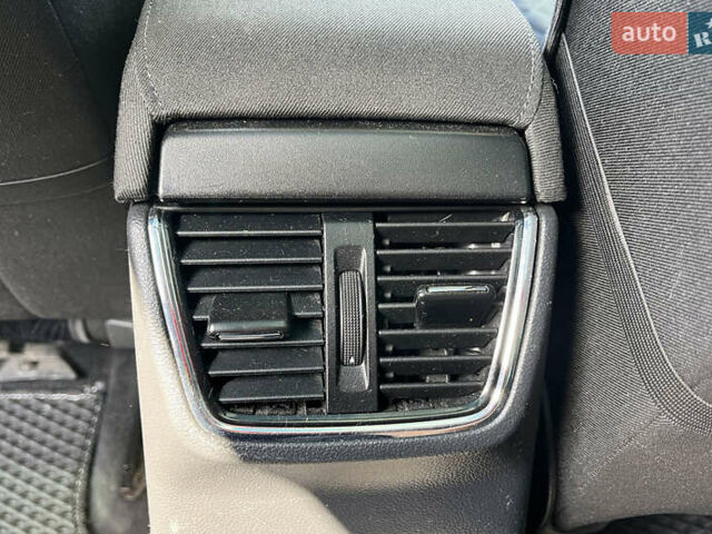 Черный Шкода Октавия, объемом двигателя 1.97 л и пробегом 255 тыс. км за 14500 $, фото 20 на Automoto.ua