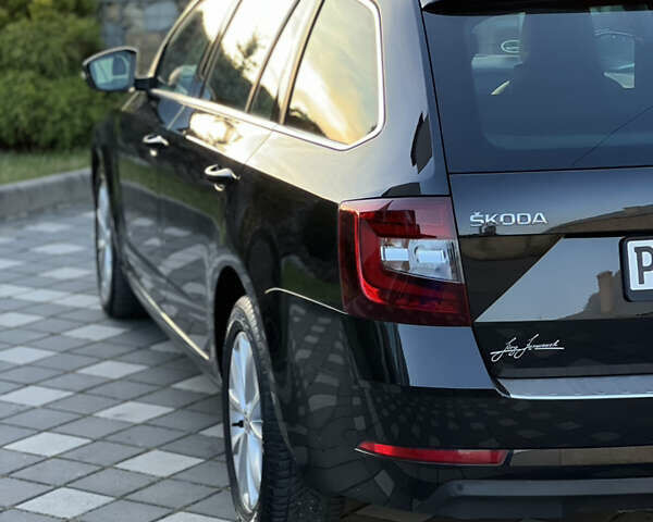 Черный Шкода Октавия, объемом двигателя 2 л и пробегом 175 тыс. км за 16500 $, фото 19 на Automoto.ua