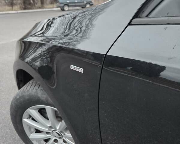 Чорний Шкода Октавія, об'ємом двигуна 1.98 л та пробігом 235 тис. км за 16200 $, фото 7 на Automoto.ua