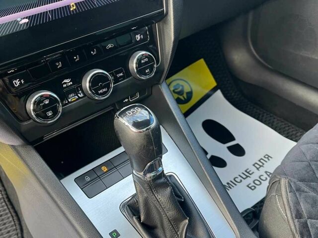 Чорний Шкода Октавія, об'ємом двигуна 2 л та пробігом 255 тис. км за 13900 $, фото 14 на Automoto.ua