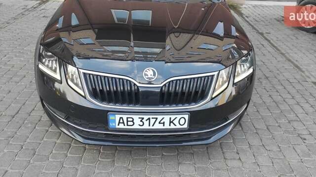 Черный Шкода Октавия, объемом двигателя 1.6 л и пробегом 281 тыс. км за 13700 $, фото 1 на Automoto.ua