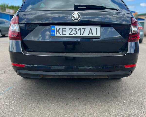 Черный Шкода Октавия, объемом двигателя 1.6 л и пробегом 261 тыс. км за 12500 $, фото 20 на Automoto.ua