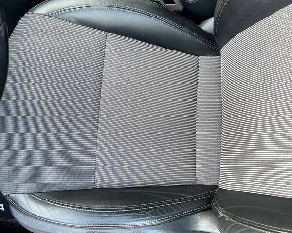 Черный Шкода Октавия, объемом двигателя 1.97 л и пробегом 212 тыс. км за 16199 $, фото 82 на Automoto.ua