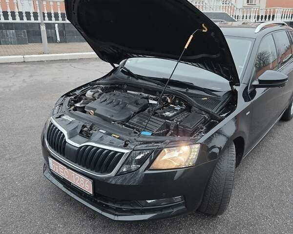 Чорний Шкода Октавія, об'ємом двигуна 1.98 л та пробігом 235 тис. км за 16200 $, фото 6 на Automoto.ua