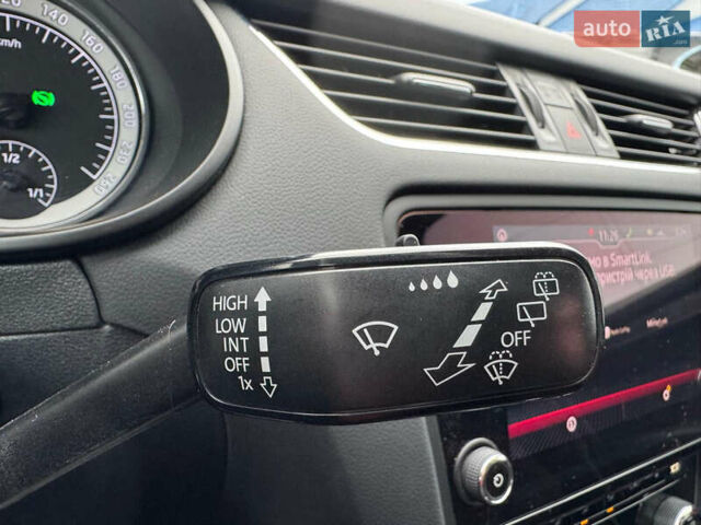 Черный Шкода Октавия, объемом двигателя 2 л и пробегом 216 тыс. км за 17800 $, фото 19 на Automoto.ua