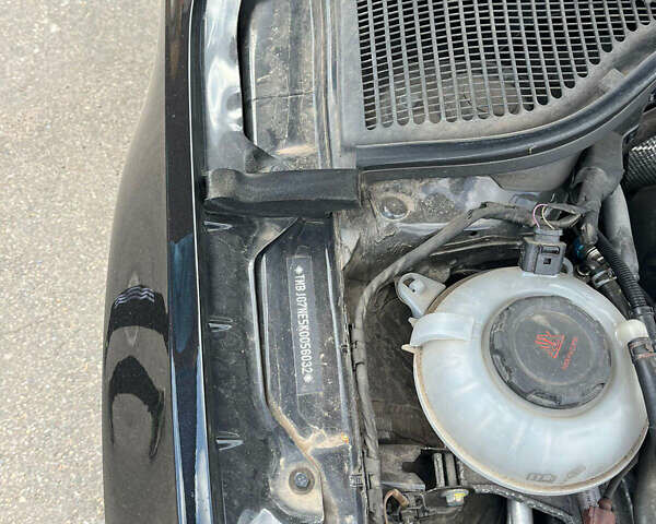 Черный Шкода Октавия, объемом двигателя 1.6 л и пробегом 261 тыс. км за 12500 $, фото 15 на Automoto.ua