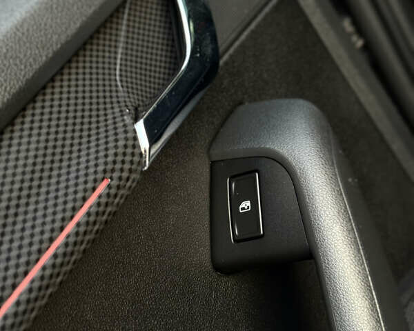 Черный Шкода Октавия, объемом двигателя 1.97 л и пробегом 190 тыс. км за 19200 $, фото 65 на Automoto.ua