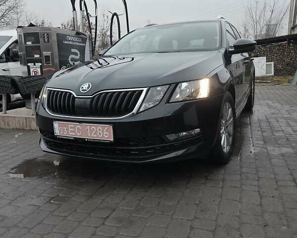 Чорний Шкода Октавія, об'ємом двигуна 1.98 л та пробігом 235 тис. км за 16200 $, фото 11 на Automoto.ua