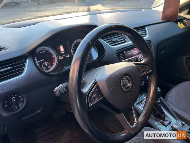 Черный Шкода Октавия, объемом двигателя 2 л и пробегом 293 тыс. км за 15450 $, фото 8 на Automoto.ua