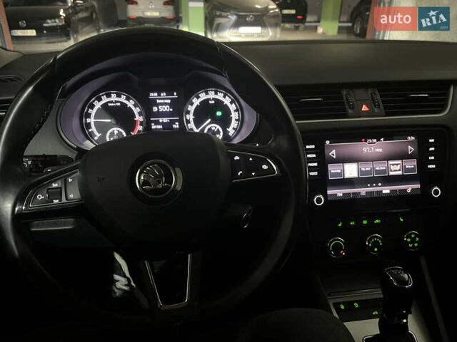 Черный Шкода Октавия, объемом двигателя 1.97 л и пробегом 201 тыс. км за 18000 $, фото 19 на Automoto.ua