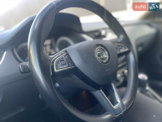 Черный Шкода Октавия, объемом двигателя 1.6 л и пробегом 251 тыс. км за 12400 $, фото 24 на Automoto.ua