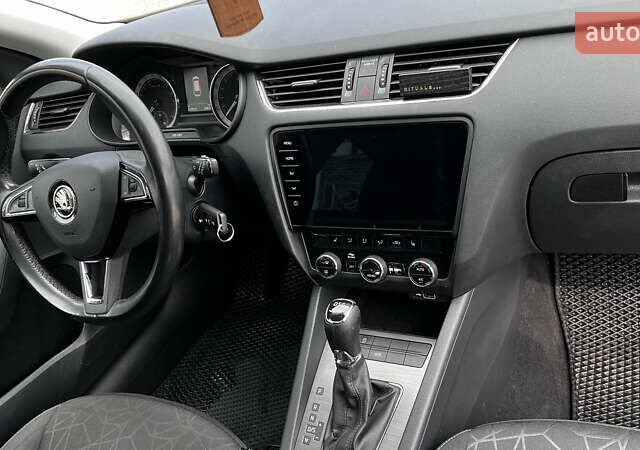 Чорний Шкода Октавія, об'ємом двигуна 2 л та пробігом 235 тис. км за 15500 $, фото 36 на Automoto.ua