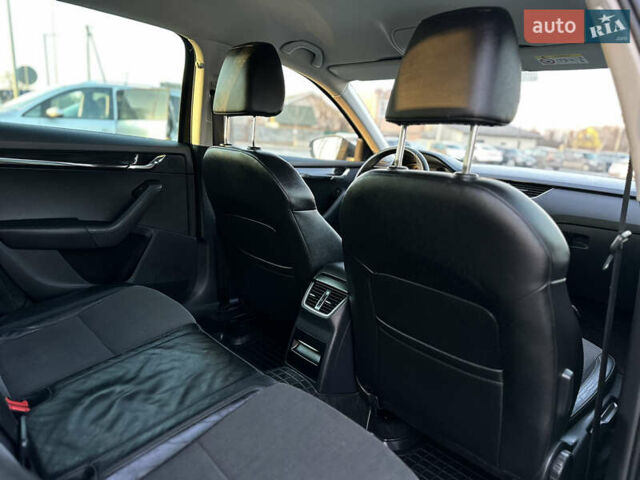 Черный Шкода Октавия, объемом двигателя 1.6 л и пробегом 212 тыс. км за 14000 $, фото 42 на Automoto.ua