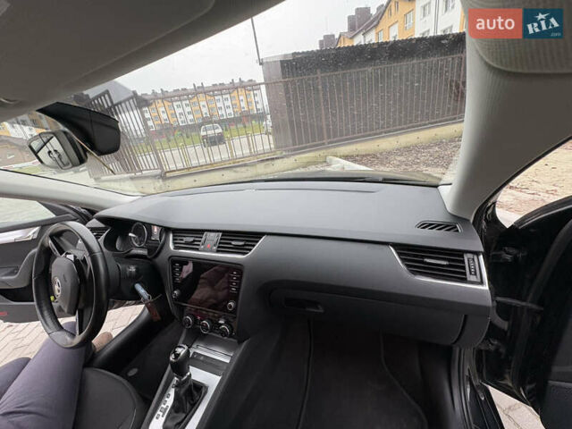 Черный Шкода Октавия, объемом двигателя 1.6 л и пробегом 217 тыс. км за 14500 $, фото 11 на Automoto.ua