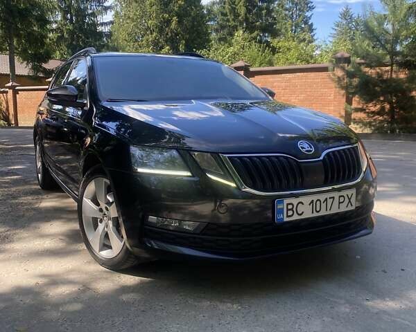 Чорний Шкода Октавія, об'ємом двигуна 1.6 л та пробігом 207 тис. км за 15700 $, фото 1 на Automoto.ua