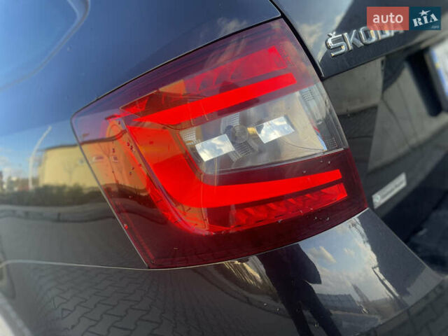 Черный Шкода Октавия, объемом двигателя 1.6 л и пробегом 251 тыс. км за 12400 $, фото 12 на Automoto.ua