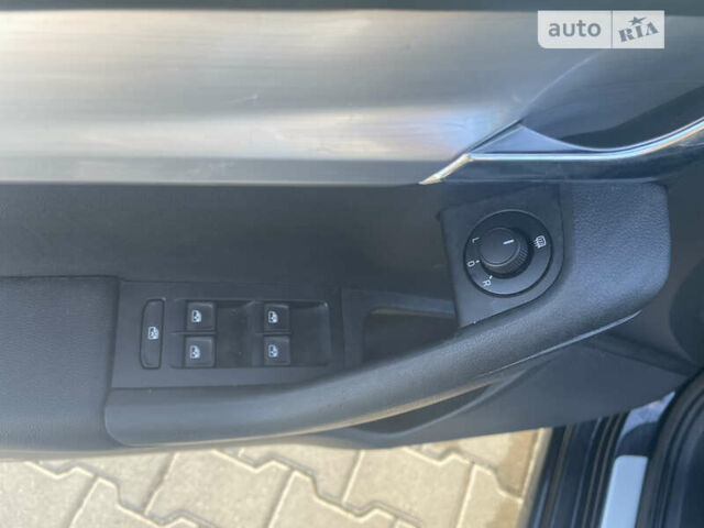 Черный Шкода Октавия, объемом двигателя 2.01 л и пробегом 225 тыс. км за 15000 $, фото 13 на Automoto.ua