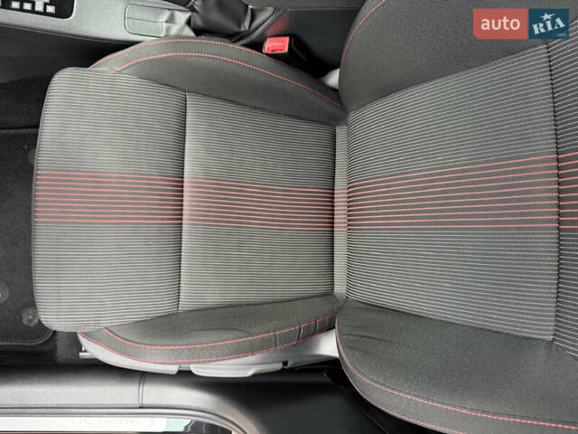 Черный Шкода Октавия, объемом двигателя 2 л и пробегом 216 тыс. км за 17800 $, фото 17 на Automoto.ua