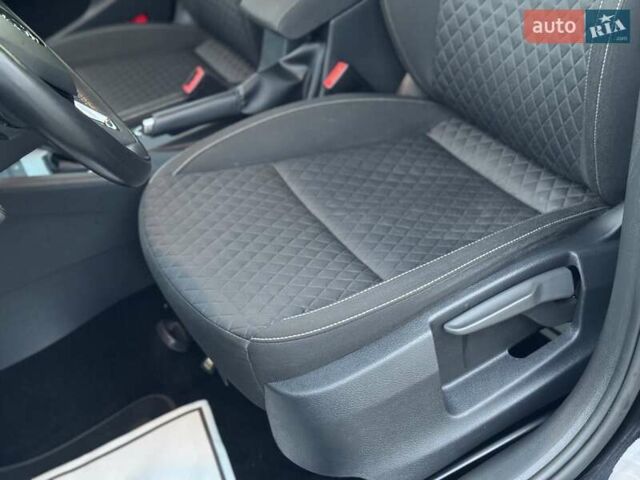 Черный Шкода Октавия, объемом двигателя 2 л и пробегом 241 тыс. км за 16500 $, фото 21 на Automoto.ua