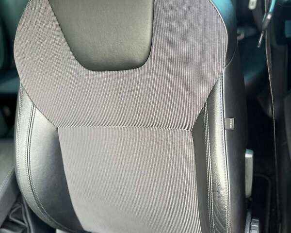 Чорний Шкода Октавія, об'ємом двигуна 1.97 л та пробігом 212 тис. км за 16399 $, фото 85 на Automoto.ua