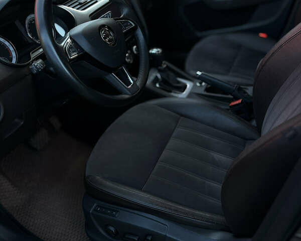 Черный Шкода Октавия, объемом двигателя 1.97 л и пробегом 247 тыс. км за 17500 $, фото 17 на Automoto.ua