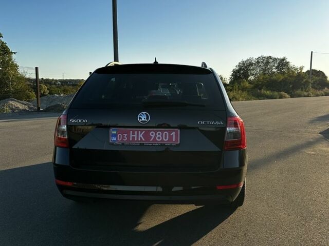 Черный Шкода Октавия, объемом двигателя 1.6 л и пробегом 246 тыс. км за 13000 $, фото 1 на Automoto.ua