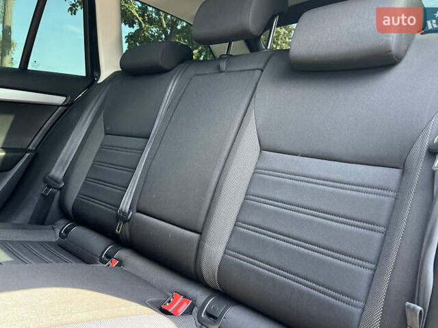 Черный Шкода Октавия, объемом двигателя 1.97 л и пробегом 255 тыс. км за 14500 $, фото 17 на Automoto.ua