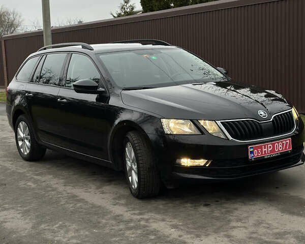 Черный Шкода Октавия, объемом двигателя 1.6 л и пробегом 204 тыс. км за 15200 $, фото 3 на Automoto.ua