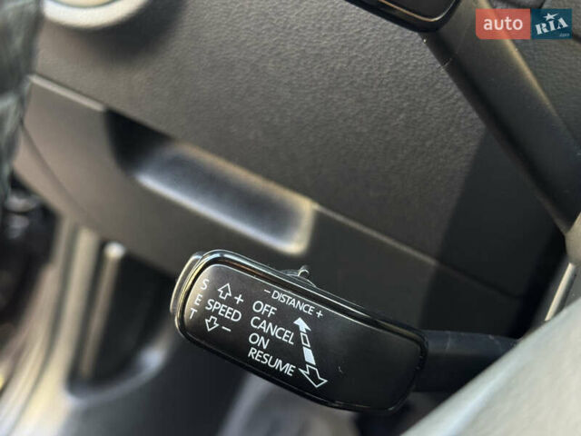 Чорний Шкода Октавія, об'ємом двигуна 2 л та пробігом 218 тис. км за 15299 $, фото 100 на Automoto.ua